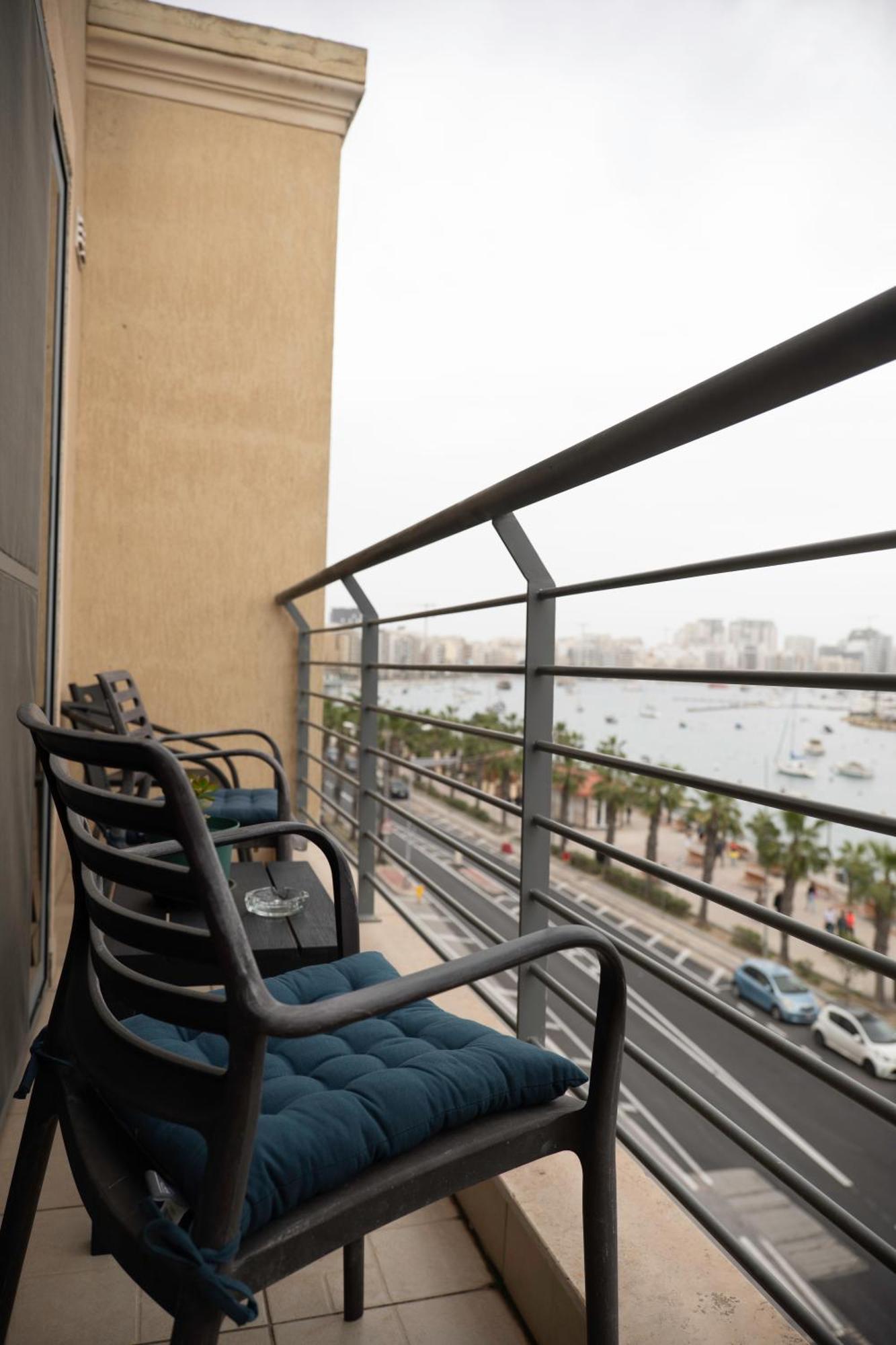 Golden Harbour - 2 Bedrooms, 2 Bathrooms Gzira Exteriér fotografie
